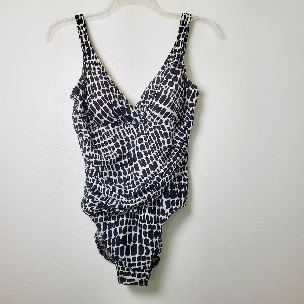 Trimshaper One Piece Swimsuit Black & Cream Geometric Print Ruched Sides Size 16